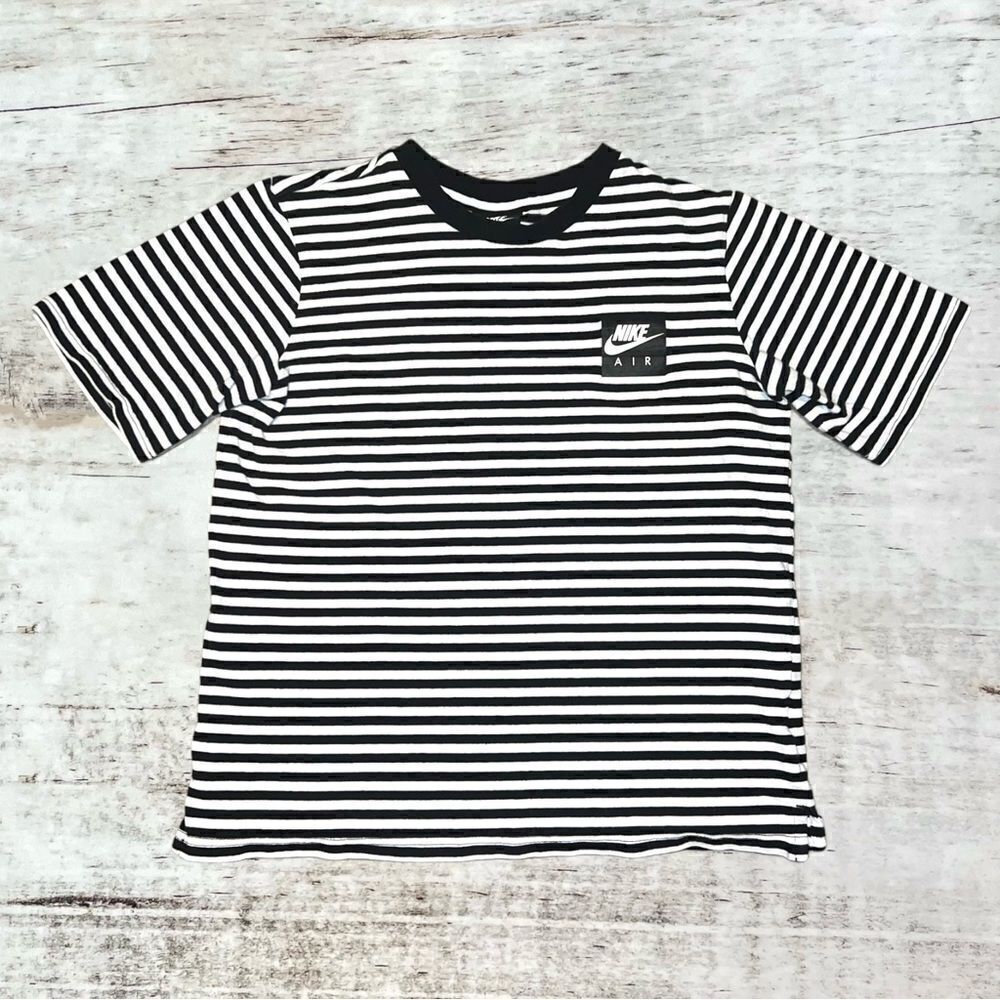 Nike Air Stripe T Shirt Size Childs XL
